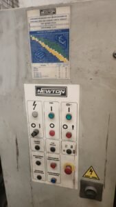 DOBRADEIRA HIDRÁULICA NEWTON 135 TONELADAS 3000MM