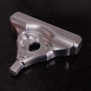 Usinagem 3D em Peças de Alumínio Fresadora CNC